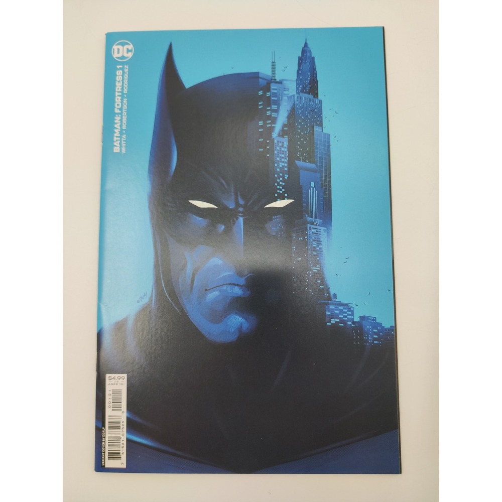 Batman Fortress 1‎ Variant Cover DC Comics 2022 Comic Book